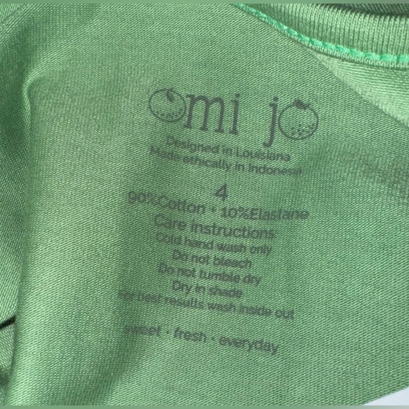 Omi Jo Well Dressed Wolf Long Sleeve Green Leotard size 4 NWT - Picture 3 of 5